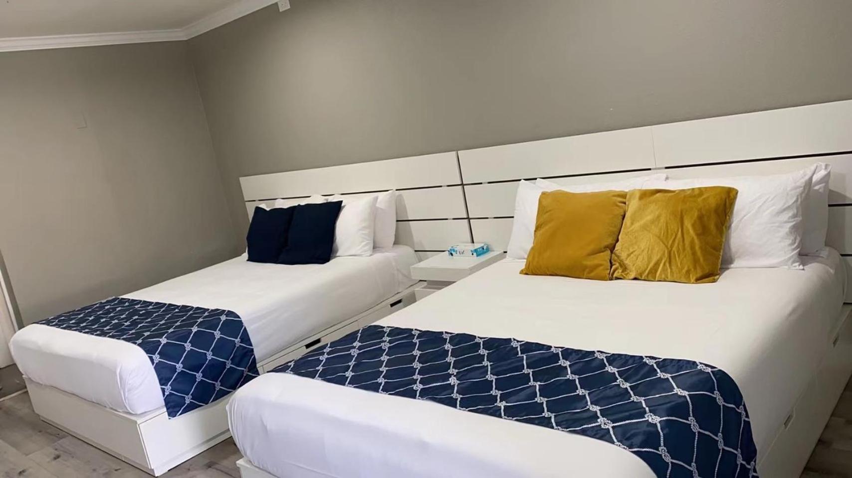 Omeo Suites Alhambra Quarto foto